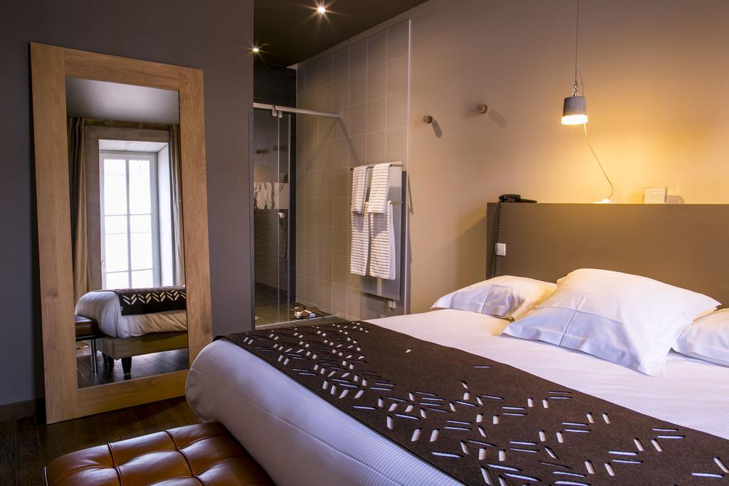 Aux Terrasses Hotel Tournus Bilik gambar
